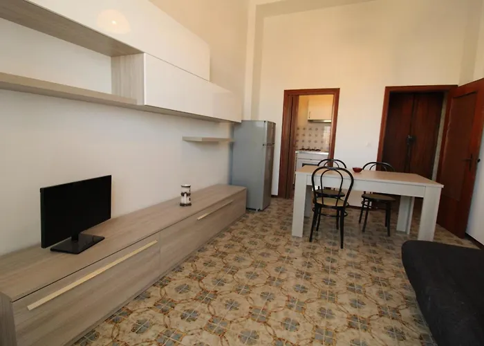 19 Igea Marina Bilocale Sul Mare *